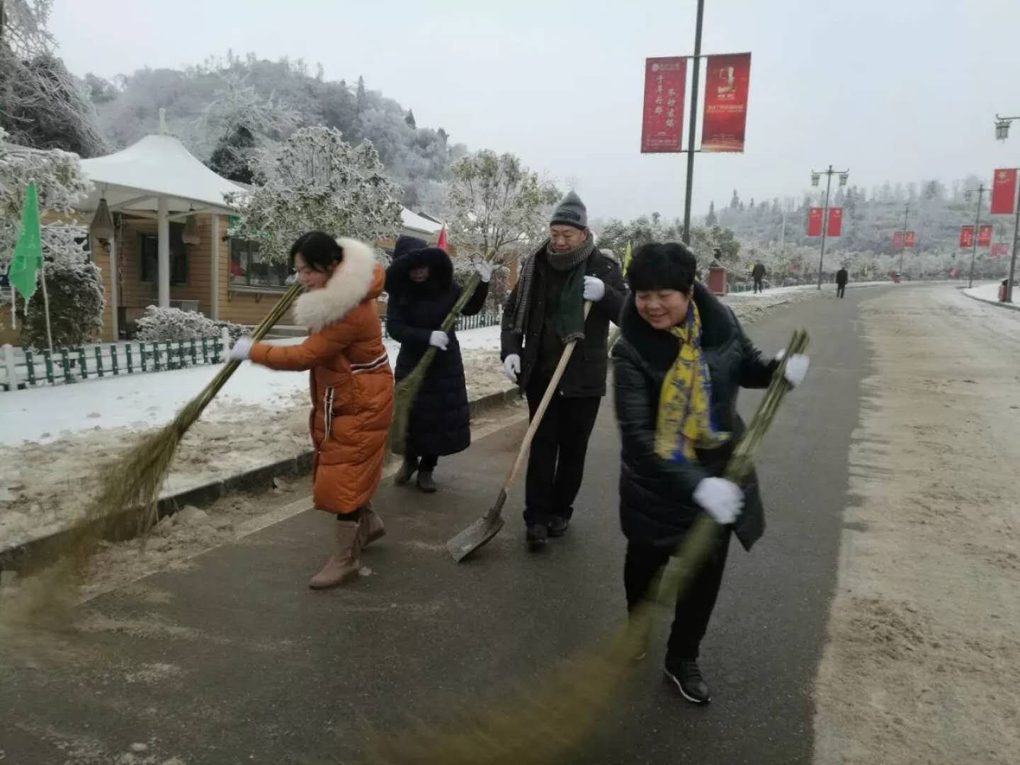 一支有鋼鐵意志的隊(duì)伍是不可戰(zhàn)勝的 一一吉陽(yáng)集團(tuán)2018年年會(huì)拓展活...