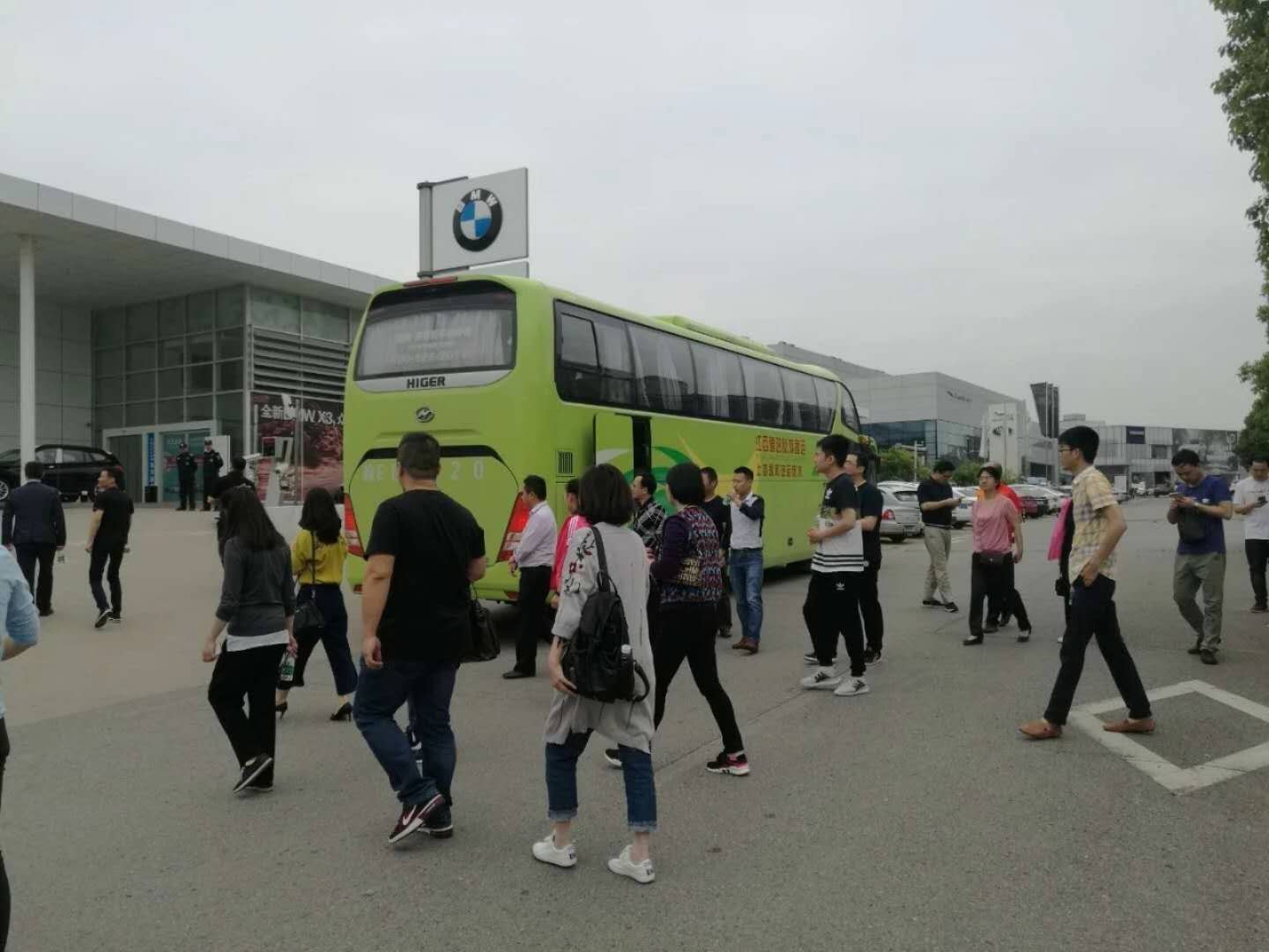贛東驕傲 上饒榮光 一一江西省全省商貿流通業(yè)統(tǒng)計監(jiān)測現(xiàn)場會走進...